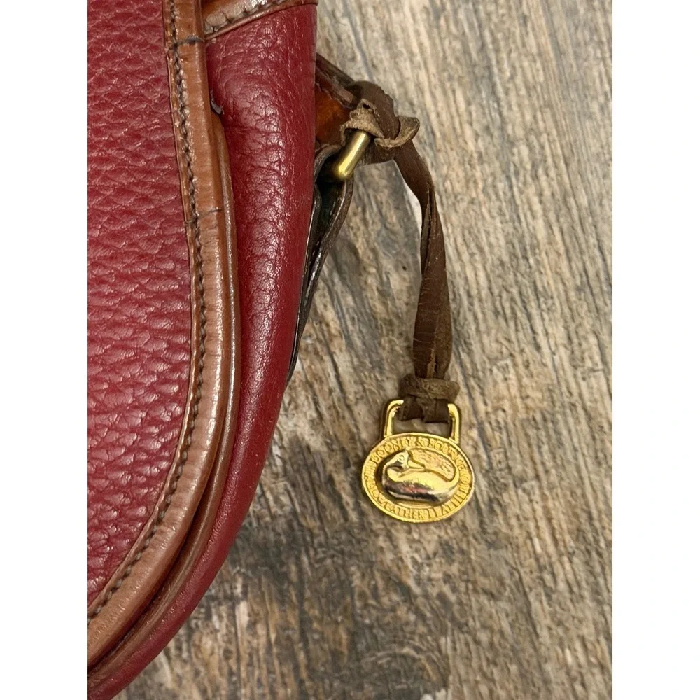 Dooney & Bourke Vintage All Weather Leather Crossbody Saddle Bag Burgundy Purse - Picture 4 of 14